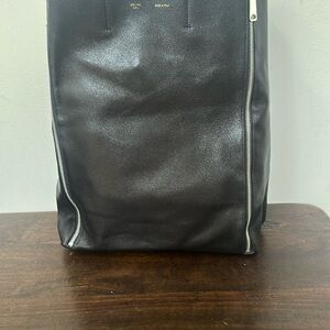 Genuine Celine Vertical Zipper Gusset Tote Bag - Black